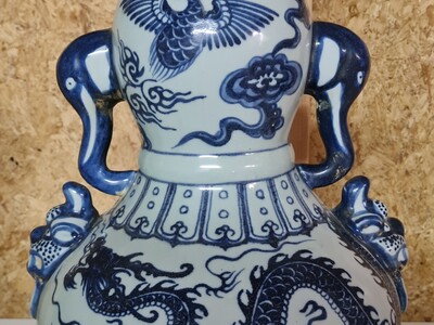 China - Chinees porseleinen vaas, 20e eeuw